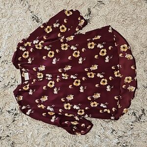 Sienna Sky size Small floral shirt